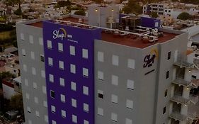 Sleep Inn Leon Antares
